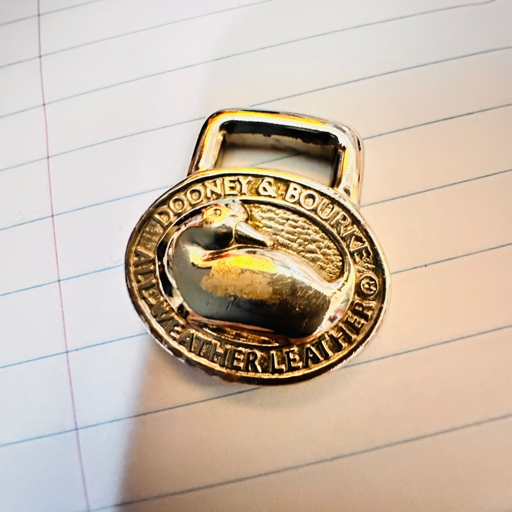 Dooney & Bourke Gold Duck Emblem - Picture 1 of 1